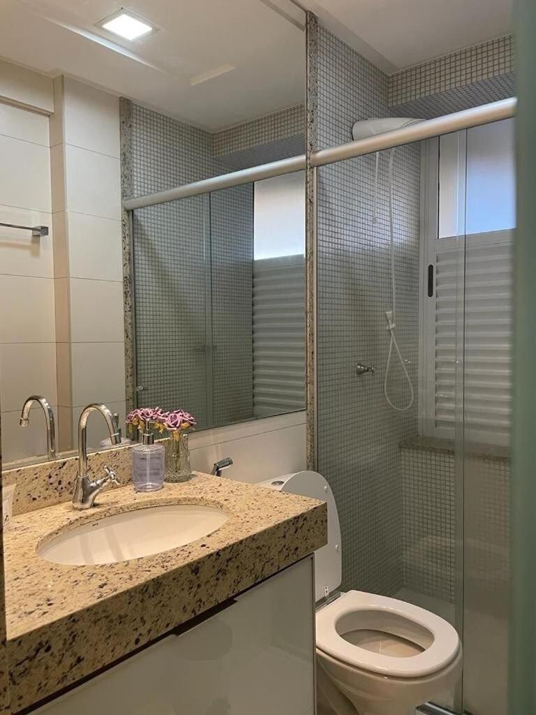 Moderno Flat Com Vista Para O Parque Vaca Brava Goiania Exterior photo