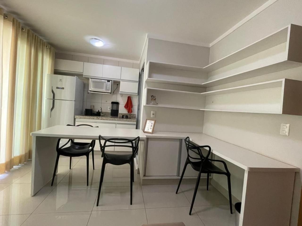 Moderno Flat Com Vista Para O Parque Vaca Brava Goiania Exterior photo